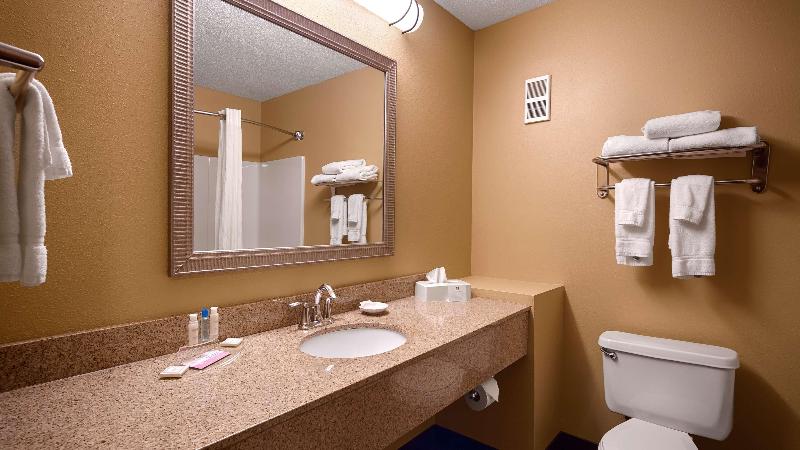 Best Western Plus Executive Inn image