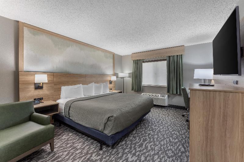 Best Western Plus Executive Inn image