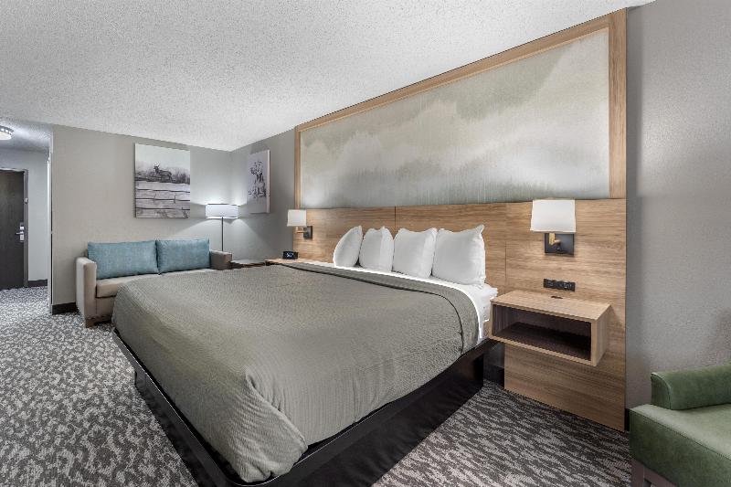 Best Western Plus Executive Inn image 7