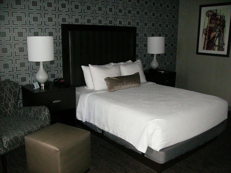 Best Western Plus Bradford Inn image