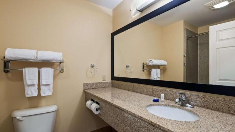 Quality Inn & Suites