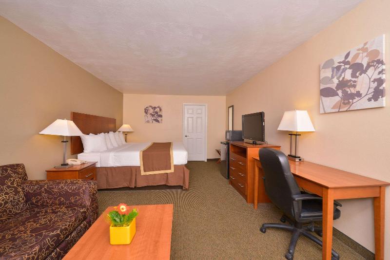 Quality Inn & Suites image
