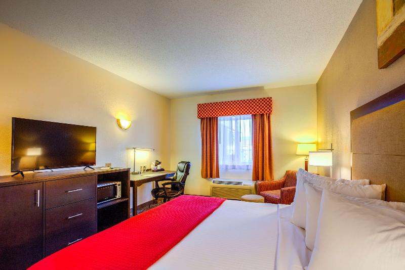 Best Western Nittany Inn Milroy image