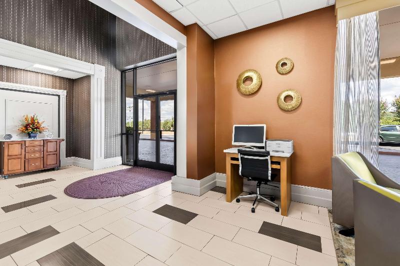 Best Western Fayetteville Inn image