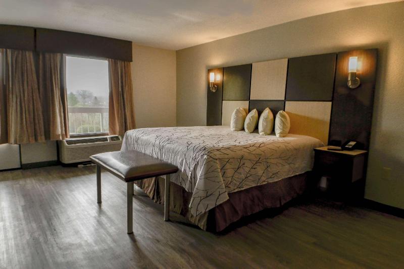 Best Western Cades Cove Inn image