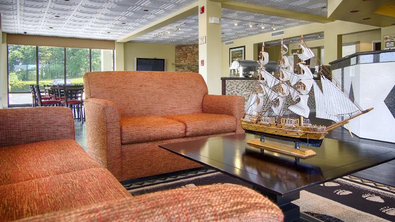 Best Western Cades Cove Inn image
