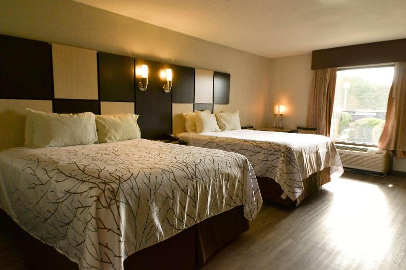 Best Western Cades Cove Inn image