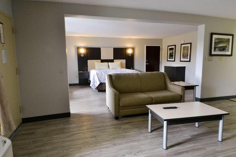 Best Western Cades Cove Inn image
