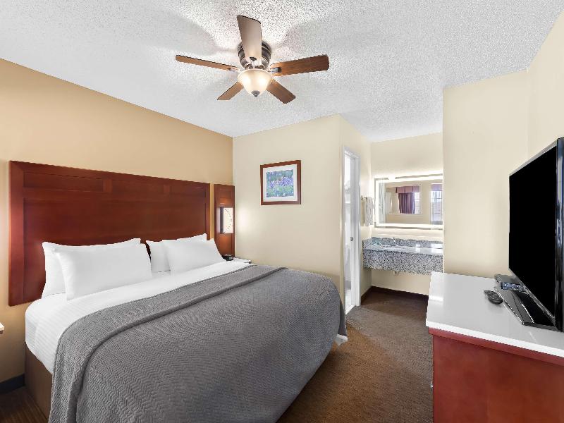 Best Western Llano image