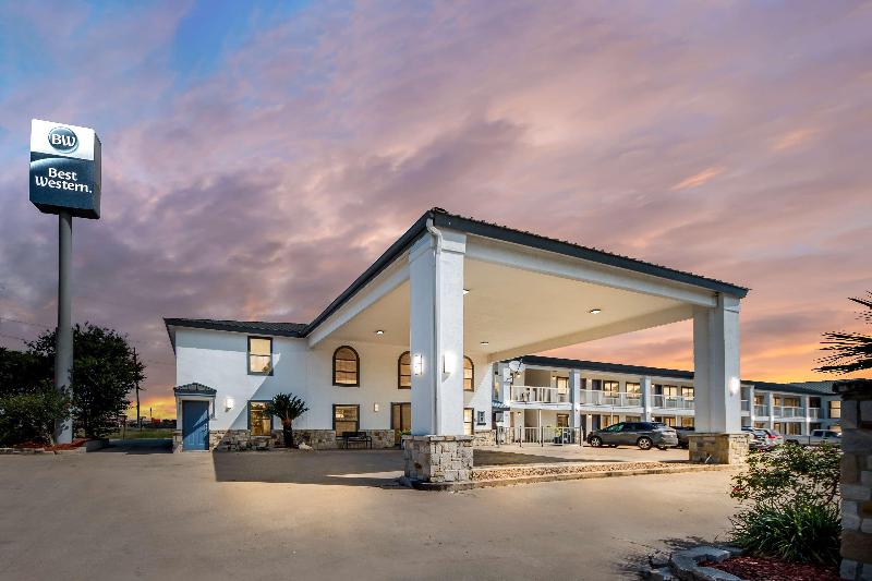Best Western George West Executive Inn image