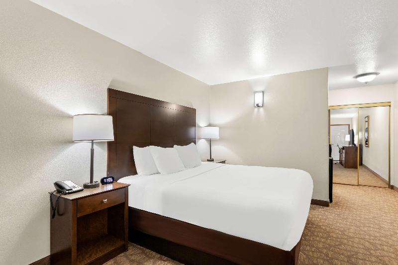 Best Western George West Executive Inn image