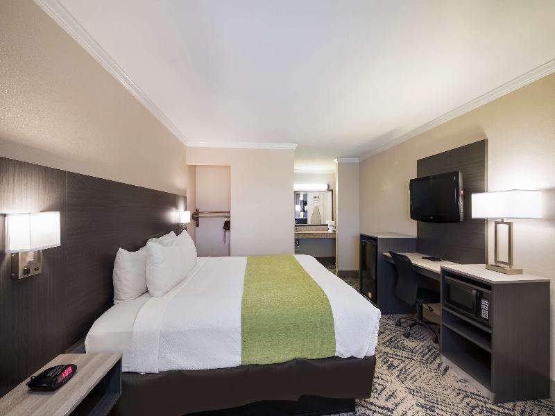 Surestay By Best Western Rockdale image