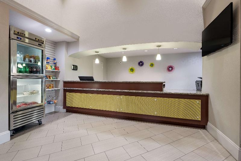 Surestay By Best Western Deer Park image