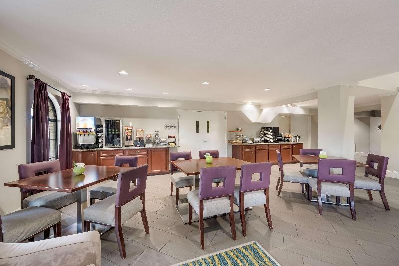 Surestay By Best Western Deer Park image