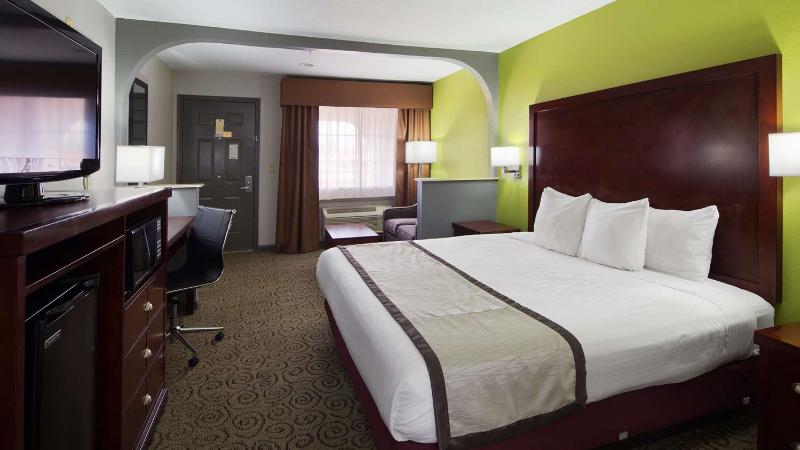 Surestay By Best Western Deer Park image