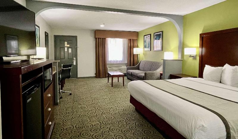 Surestay By Best Western Deer Park image
