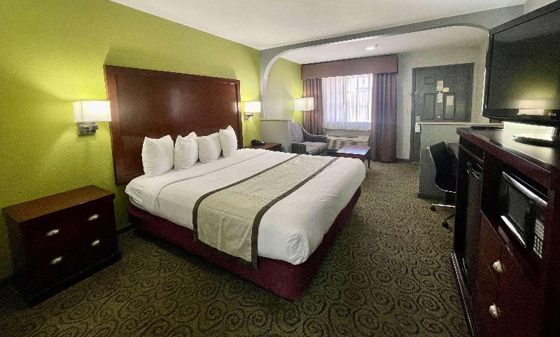 Surestay By Best Western Deer Park image