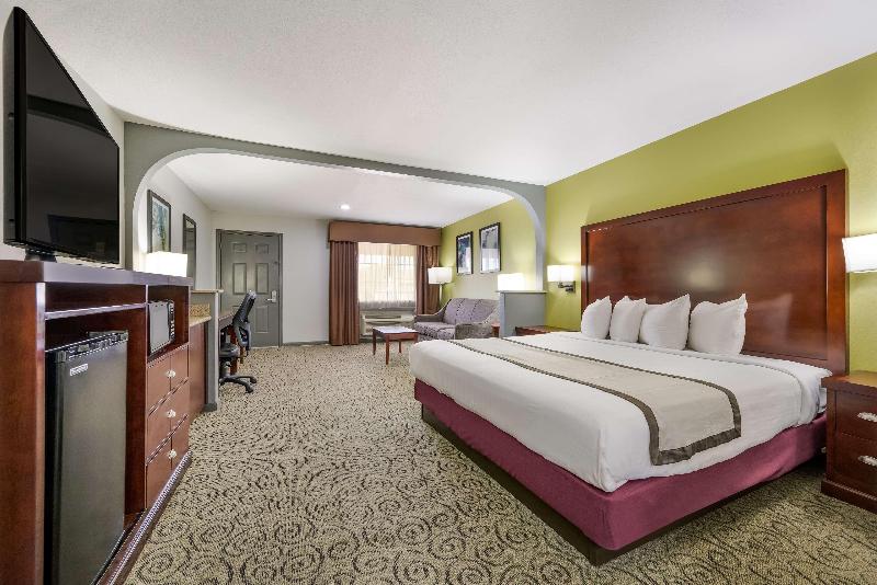 Surestay By Best Western Deer Park image
