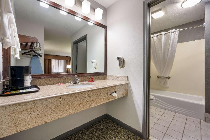 Surestay By Best Western Deer Park image