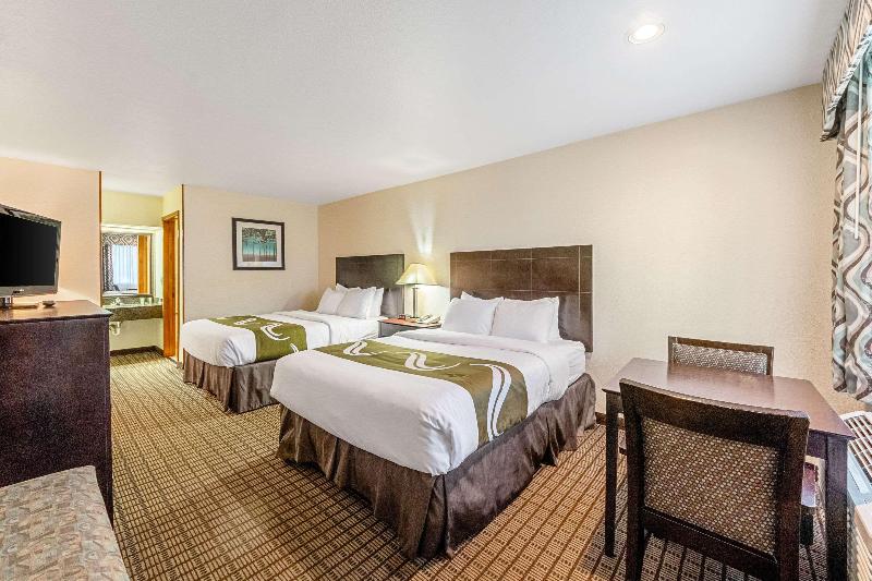 Quality Inn Three Rivers image