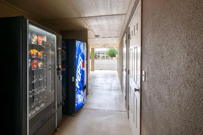 Best Western Snyder Inn image