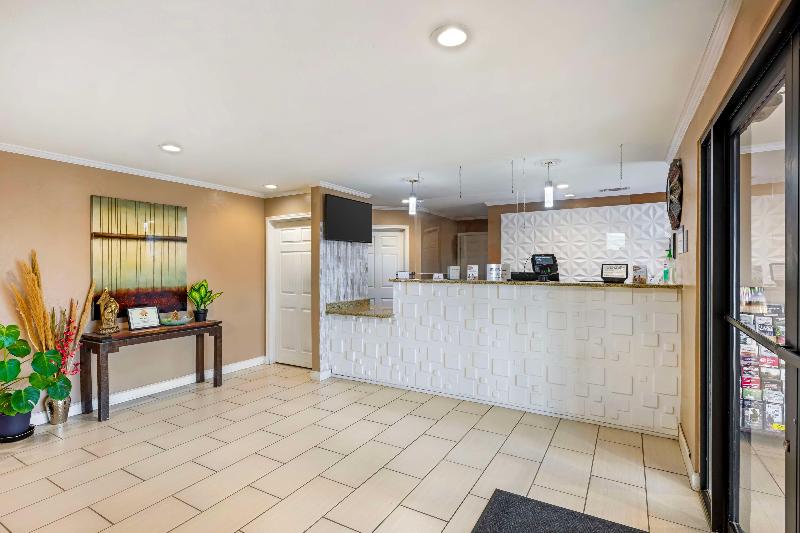 Best Western Snyder Inn image