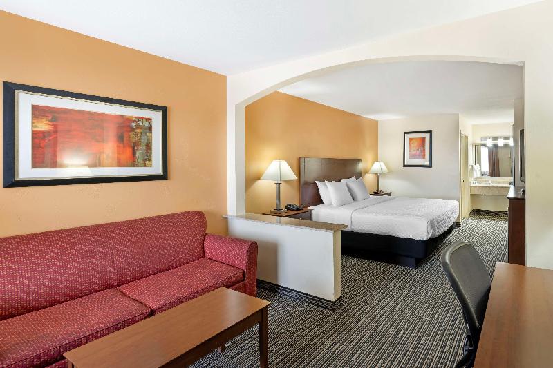 Best Western Snyder Inn image