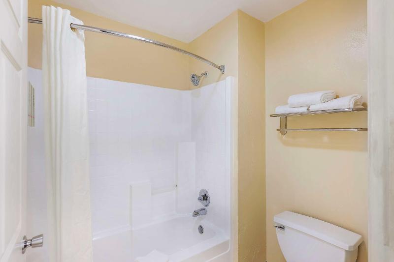 Best Western Snyder Inn image