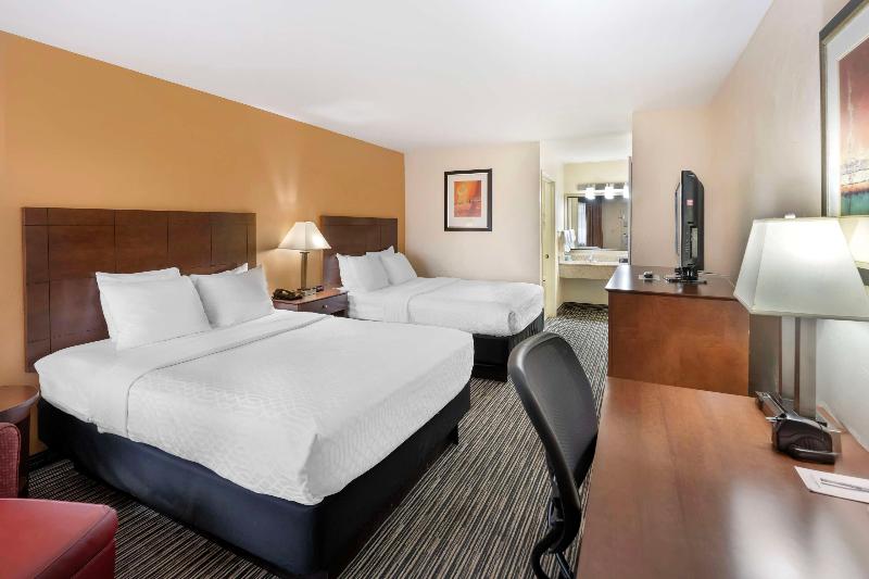 Best Western Snyder Inn image