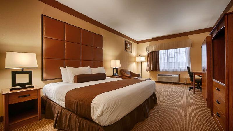 Texan Inn By Oyo Beeville Us-181 image