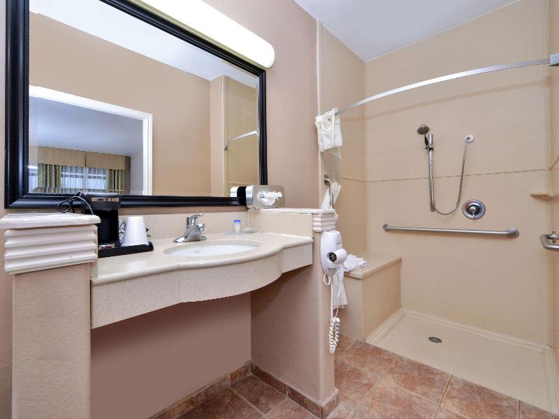 Americas Best Value Inn And Suites San Benito image