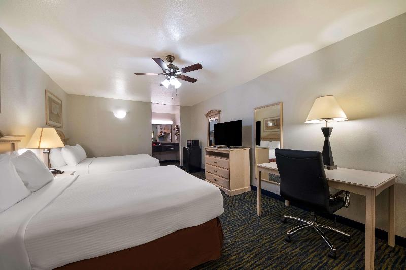 Surestay By Best Western Falfurrias image