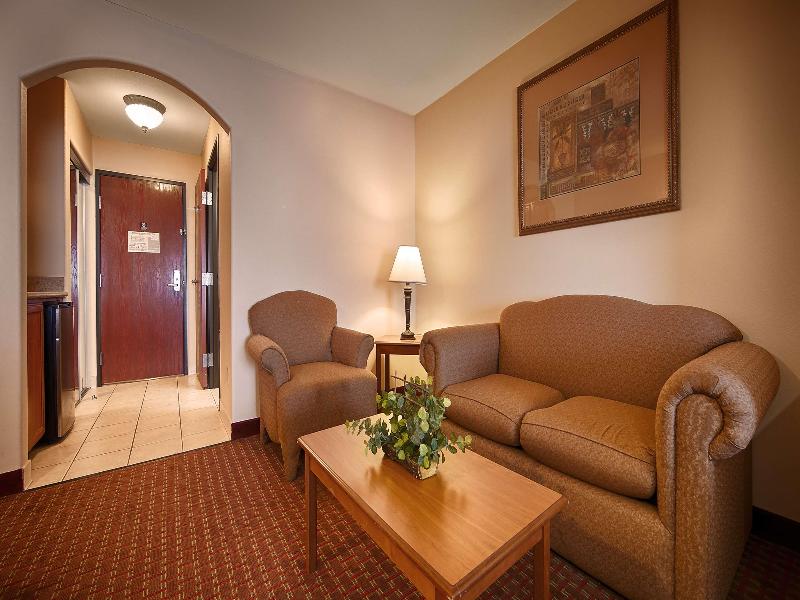 Best Western Casa Villa Suites image