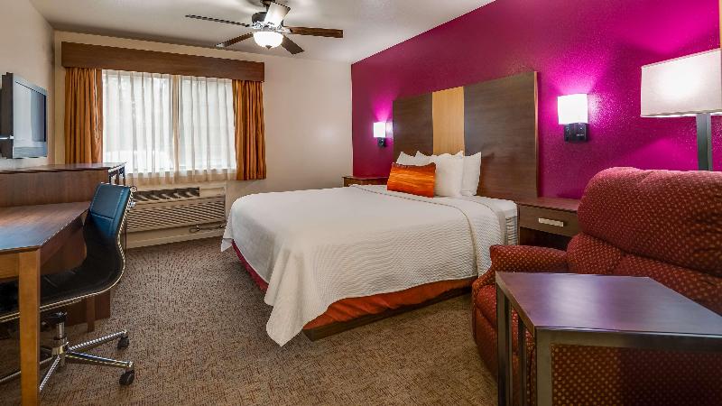 Best Western Pineywoods Inn image