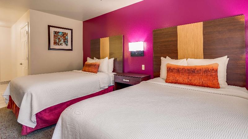 Best Western Pineywoods Inn image