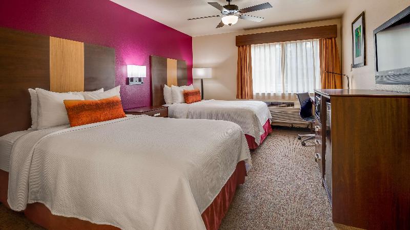 Best Western Pineywoods Inn image