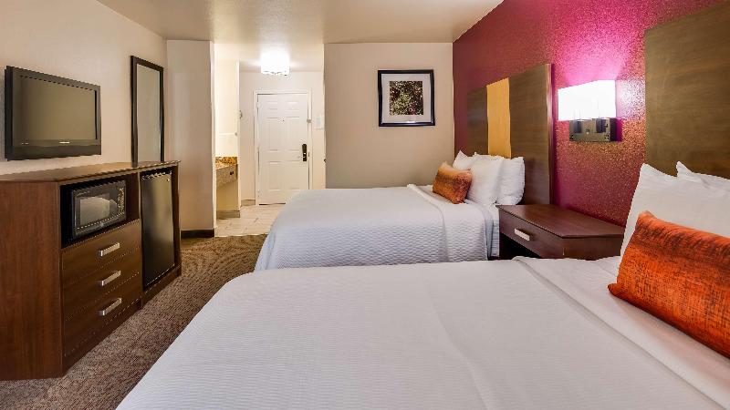 Best Western Pineywoods Inn image