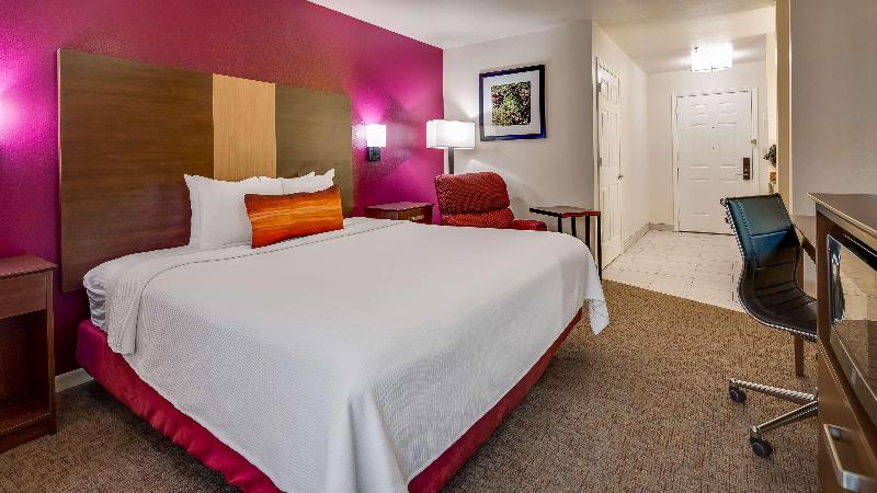 Best Western Pineywoods Inn image