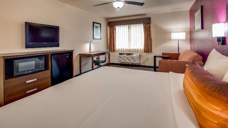 Best Western Pineywoods Inn image
