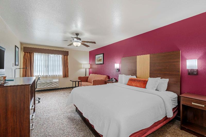 Best Western Pineywoods Inn image