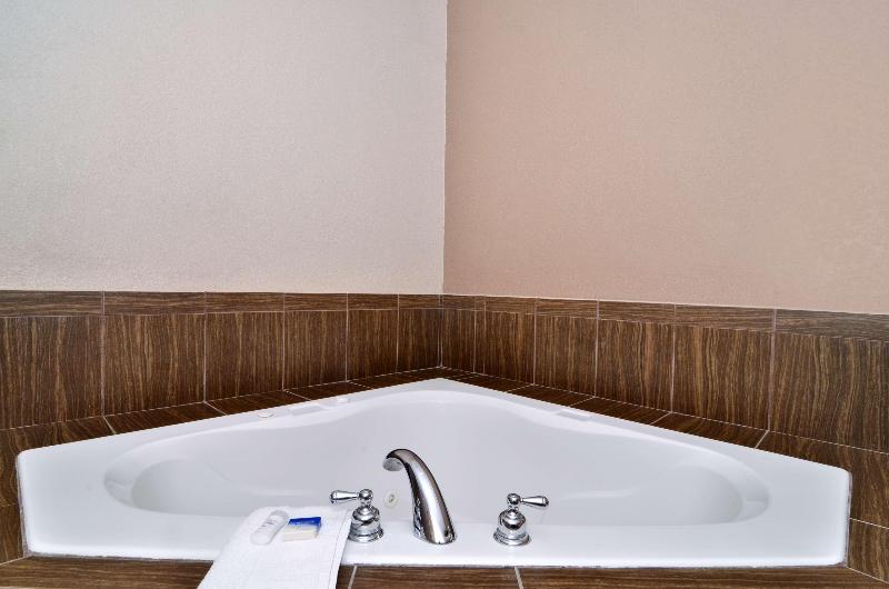 Best Western Dayton Inn & Suites image