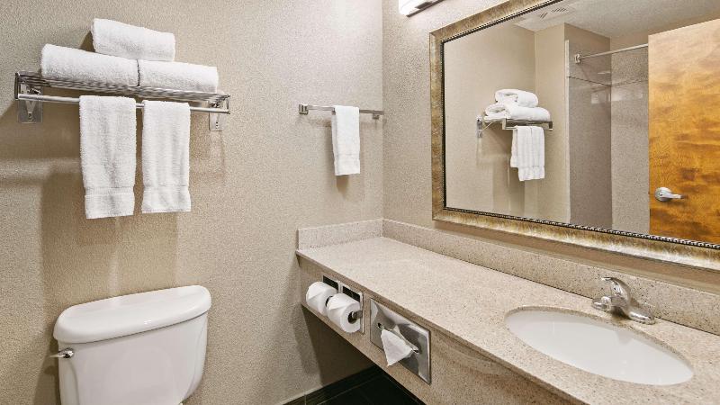 Best Western Dayton Inn & Suites image