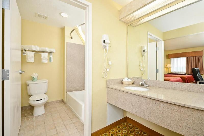 Best Western Dayton Inn & Suites image
