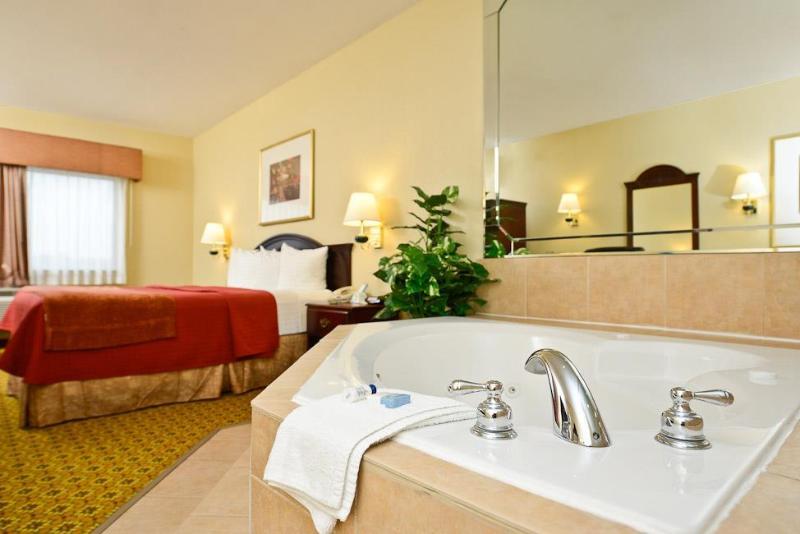 Best Western Dayton Inn & Suites image