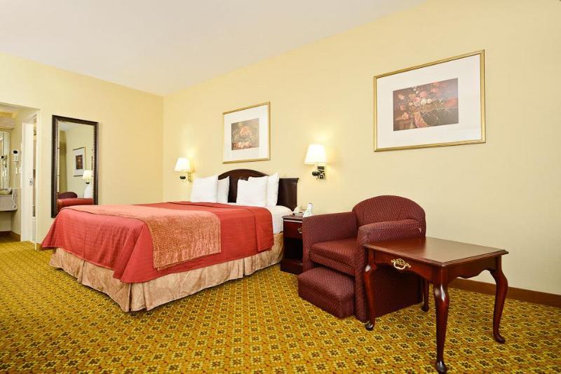 Best Western Dayton Inn & Suites image