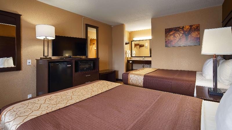 Best Western Taylor Inn image