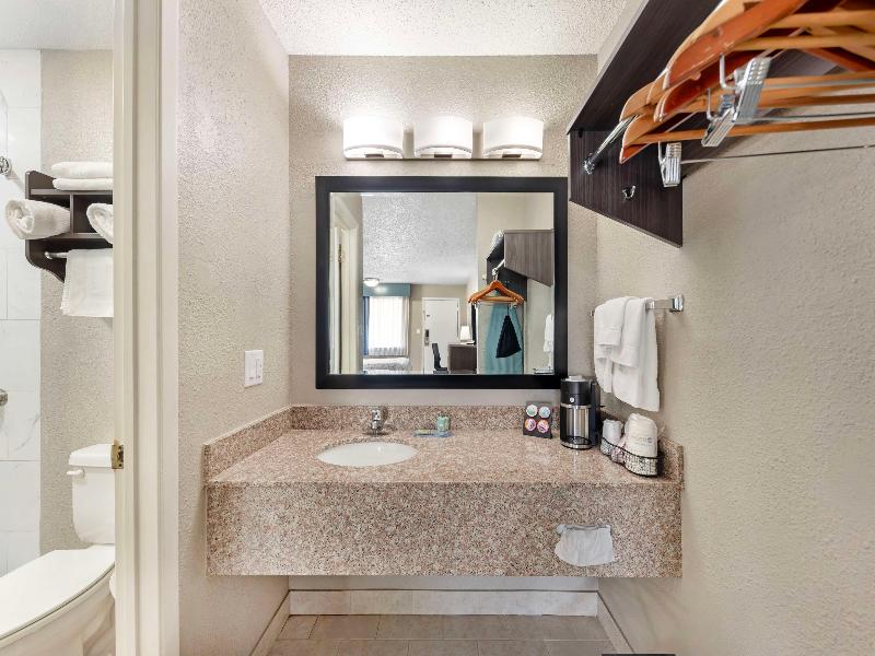 Best Western Post Oak Inn image