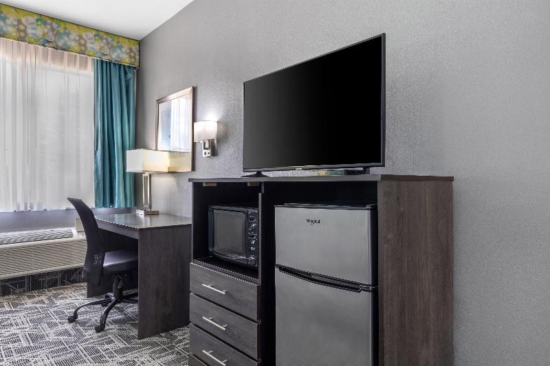 Best Western Executive Inn image