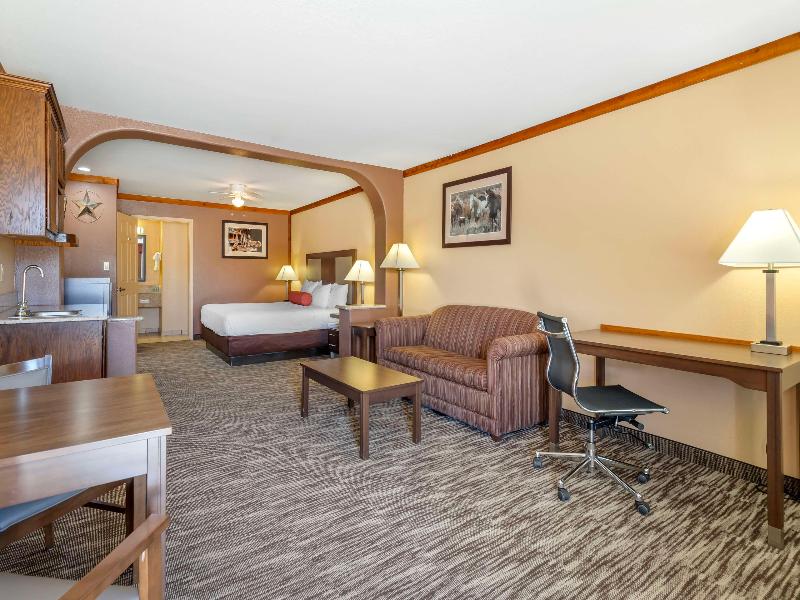 Best Western Windwood Inn & Suites image