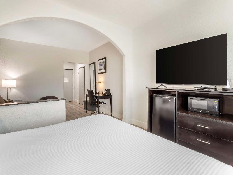 Best Western Texas City I-45 image